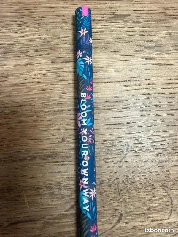 Stylos effaçables Legami – Fleurs Bloom